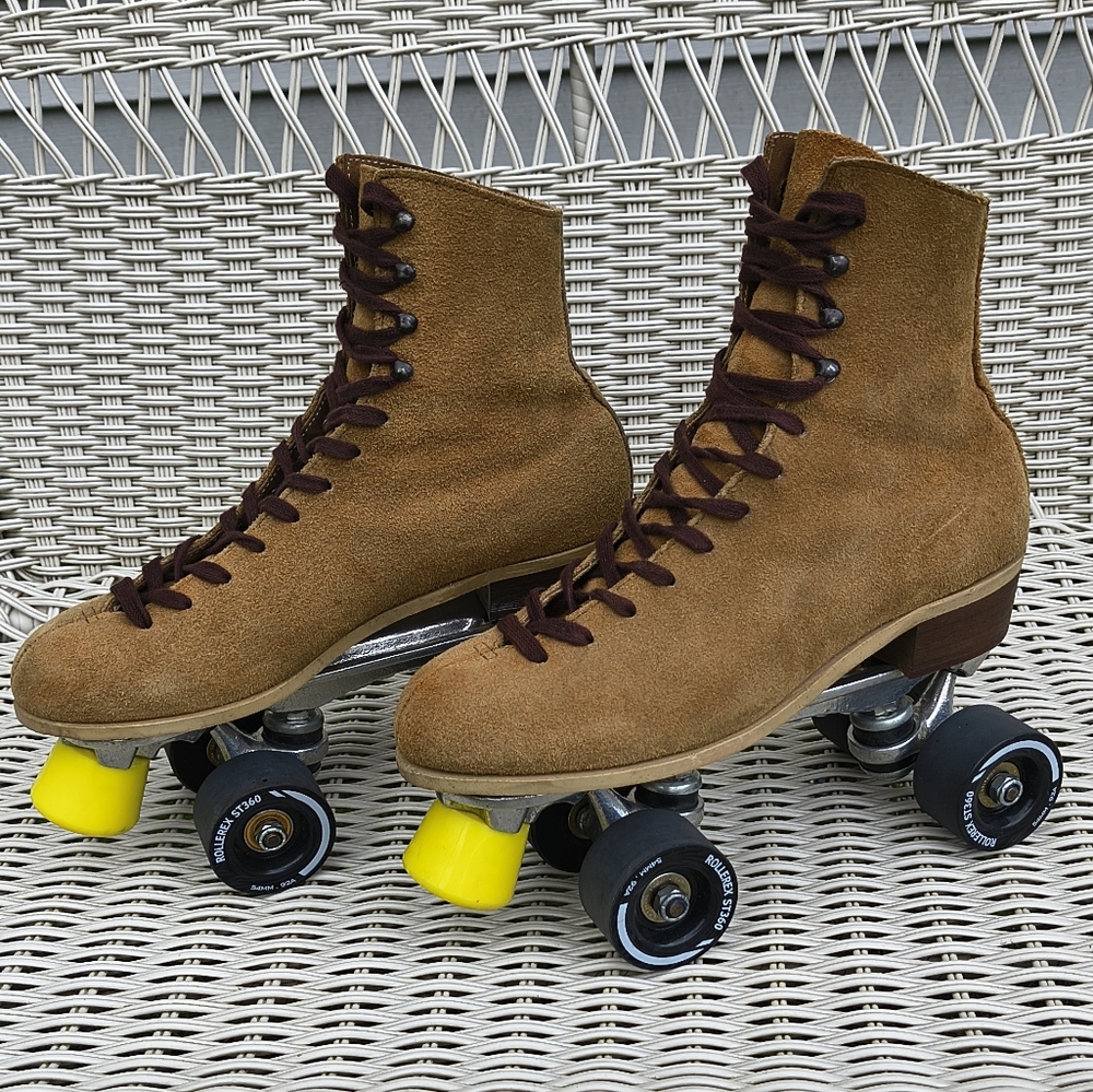 Riedell Vintage Red Wing Suede Roller Skates | Women's 8 | Sure Grip Jog… - Picture 3 of 16